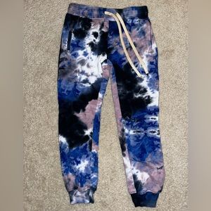Well Made Studios Joggers Large